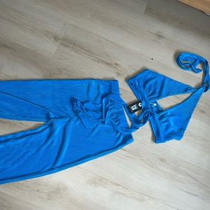 Two piece bright blue set.